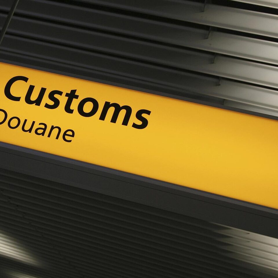 douanes- ja logistics - customs clearance- dédounanement